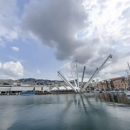 Apartment Joivy Warm Family Flat For 9, Near Porto Antico Genoa